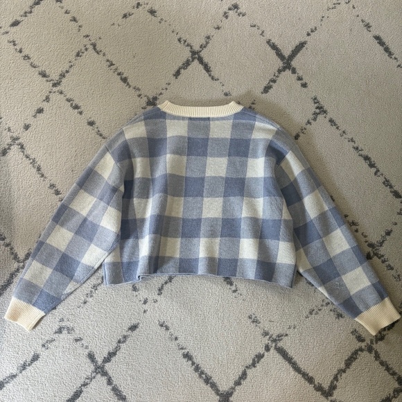Blue and White Checked Cropped Sweater- Dazy - Picture 2 of 7